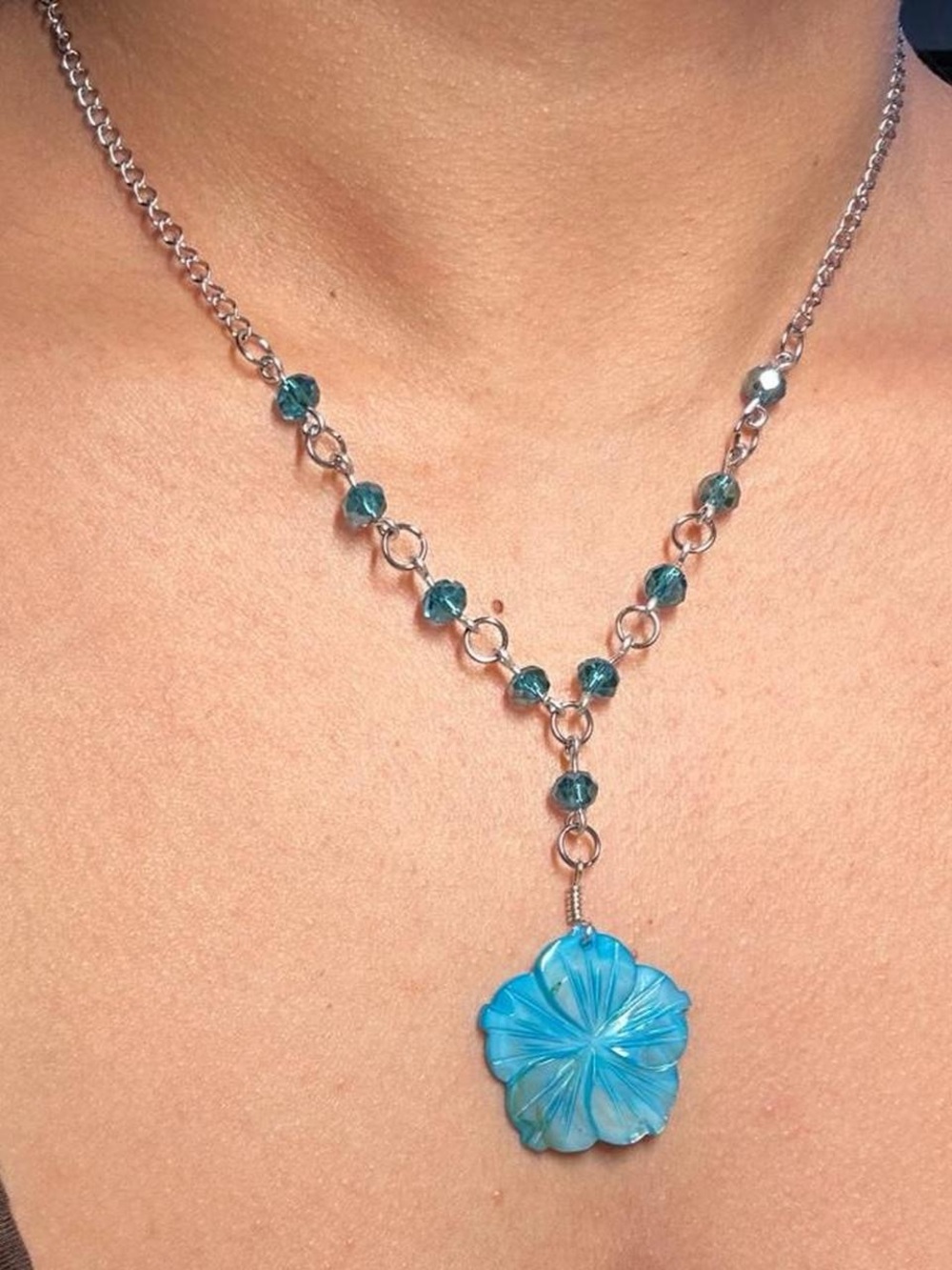 Hand Crafted Blue MOP Flower Pendant Necklace stainless steel Bead Chain
